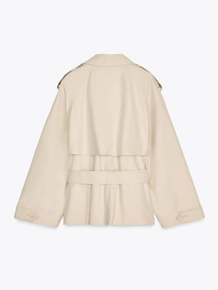 Melodi | Kort Trenchcoat med Snøredetaljer 