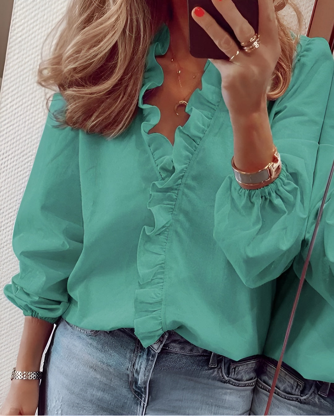 Romina™ – Luftig og elegant bluse med flæser 