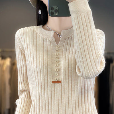 Rene ™ | Strikket pullover med V-hals 